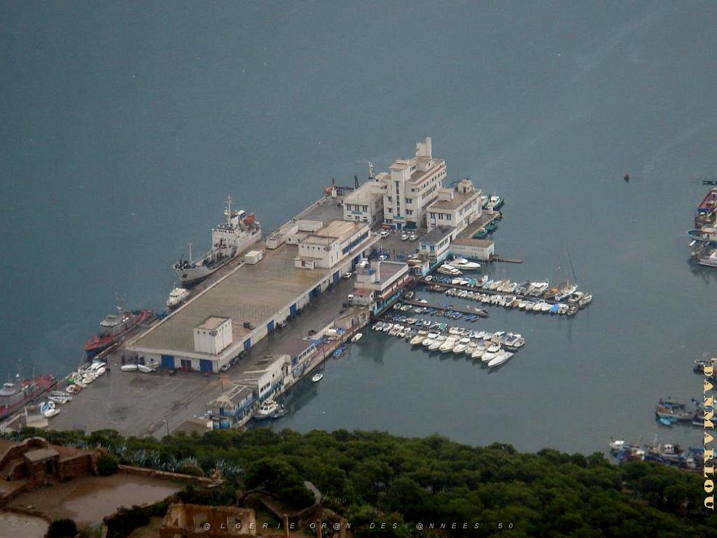 oran Capitainerie.jpg -                                
